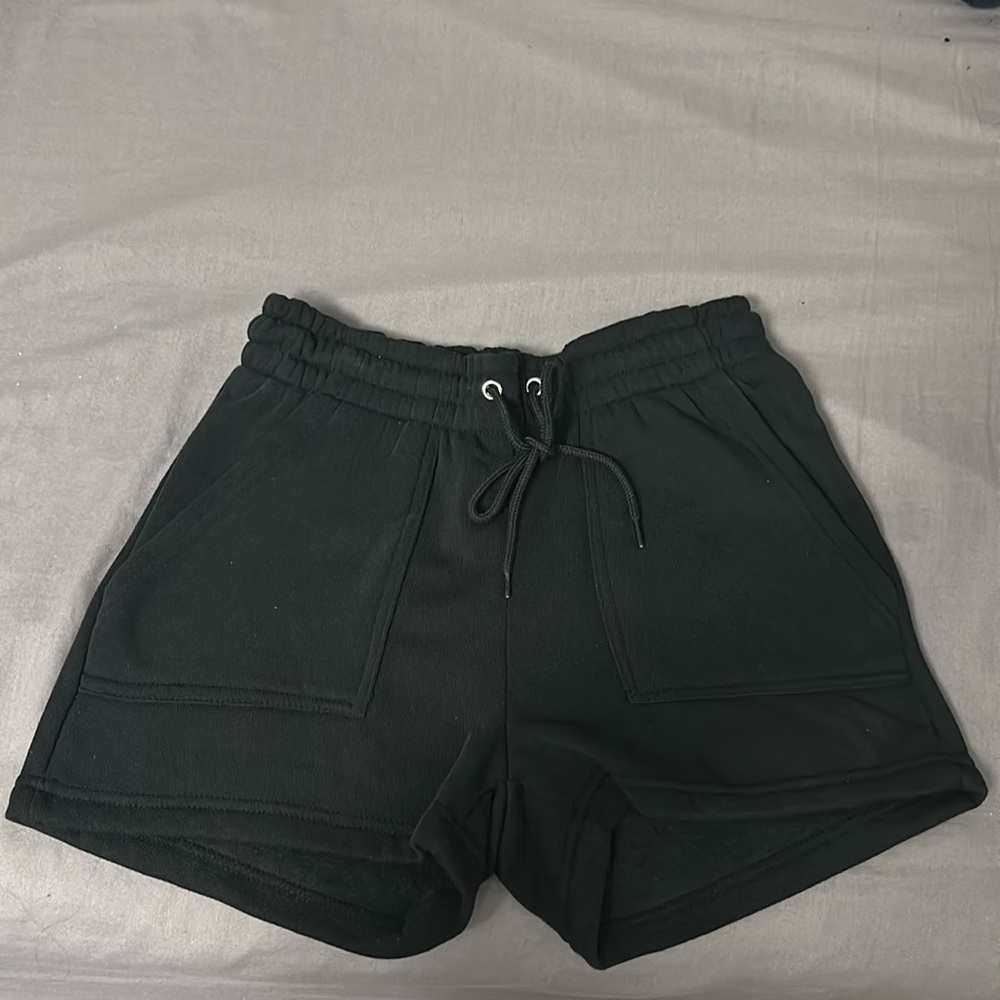 Black sweat shorts, size m